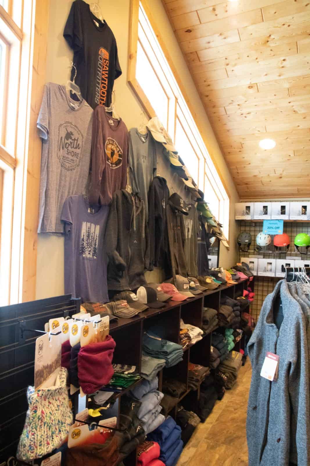 Sawtooth Canoe Outfitters Exploring the North Shore Visitor's Guide